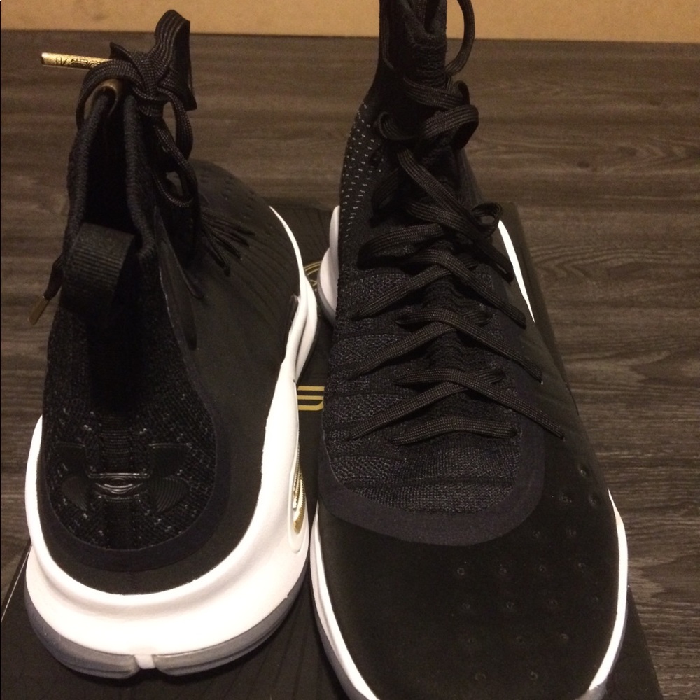 SOLD! NIB Under Armour curry 4 size 13 - Picture 4 of 4